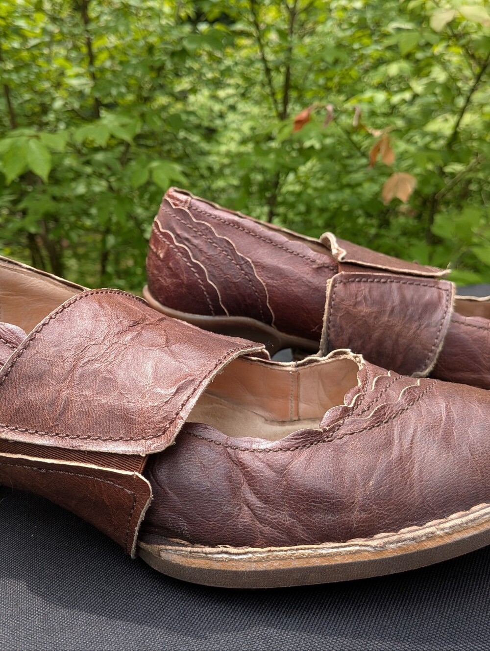 El Naturalista Heels